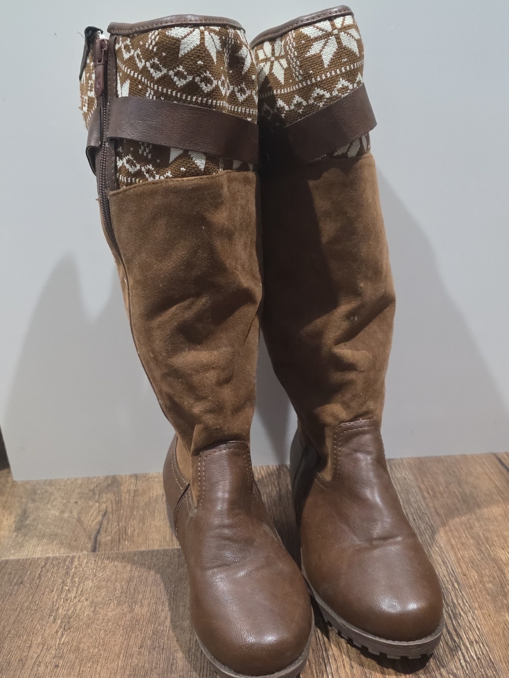 Women's Brown Knee 7.5 Suede & Knit Boots